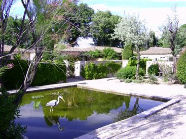 self-catering rental saint remy de provence : les jardins de Fontanille